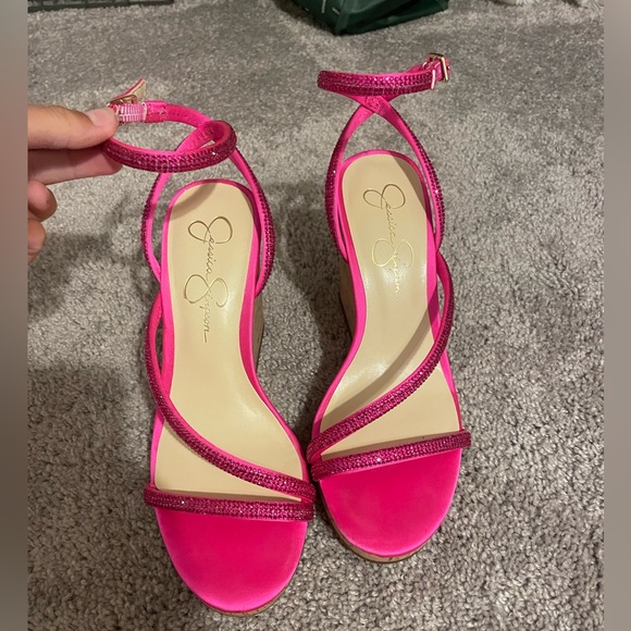 Hot pink Jessica Simpson heels - Picture 2 of 3